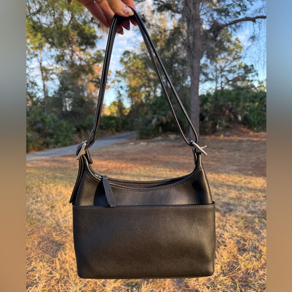 Coach 9136 shoulder and crossbody bag